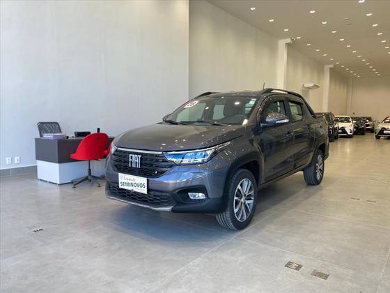 FIAT STRADA 1.3 FIREFLY FLEX VOLCANO CD CVT FIAT STRADA 1.3 FIREFLY FLEX VOLCANO CD CVT